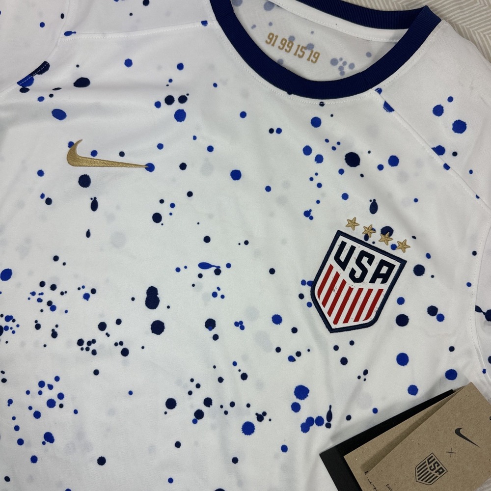 Nike Women's White and Blue Splatter Jersey